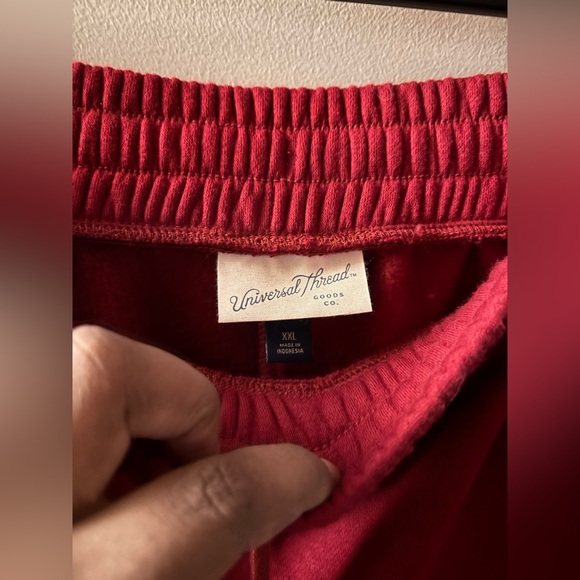 Universal Thread Sweatpants - Picture 2 of 3